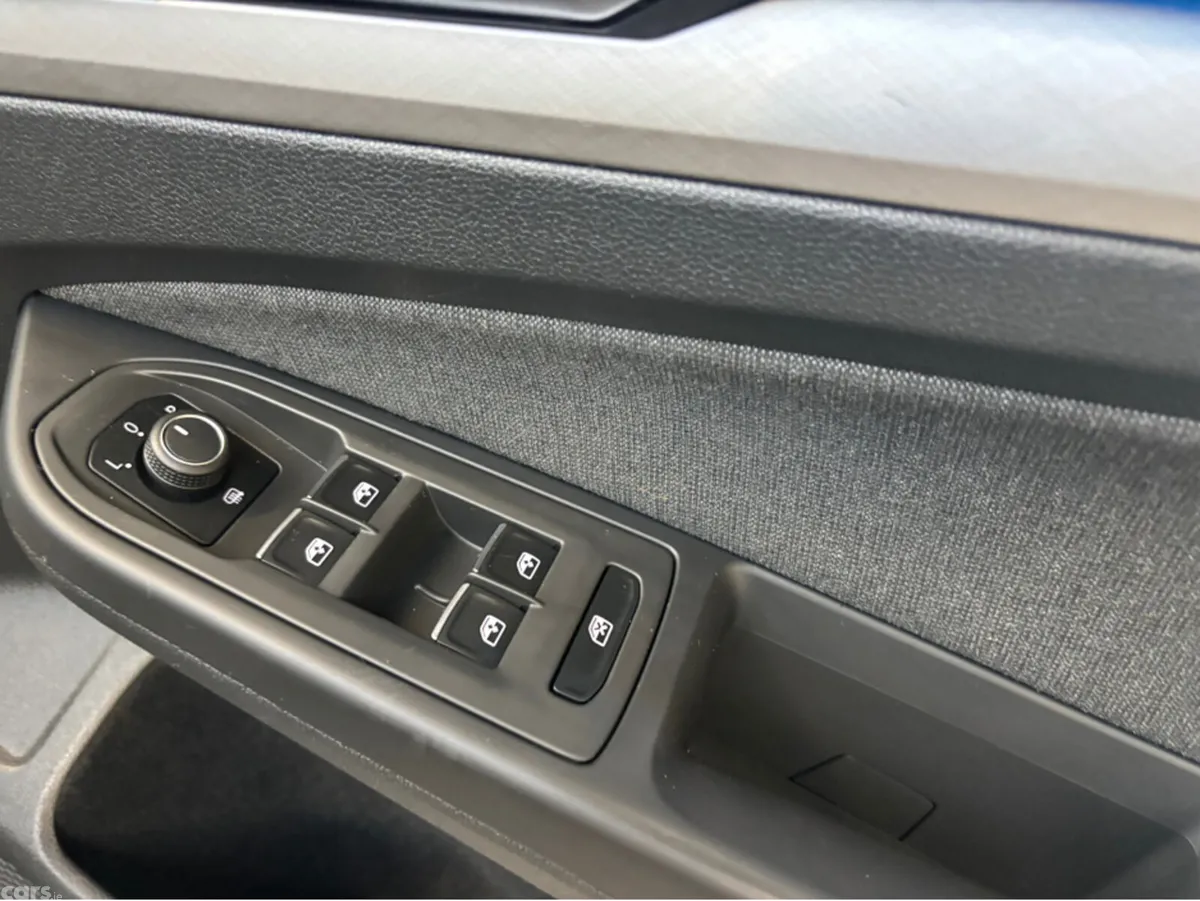 Volkswagen Golf Estate, Petrol Hybrid, 2023, Black