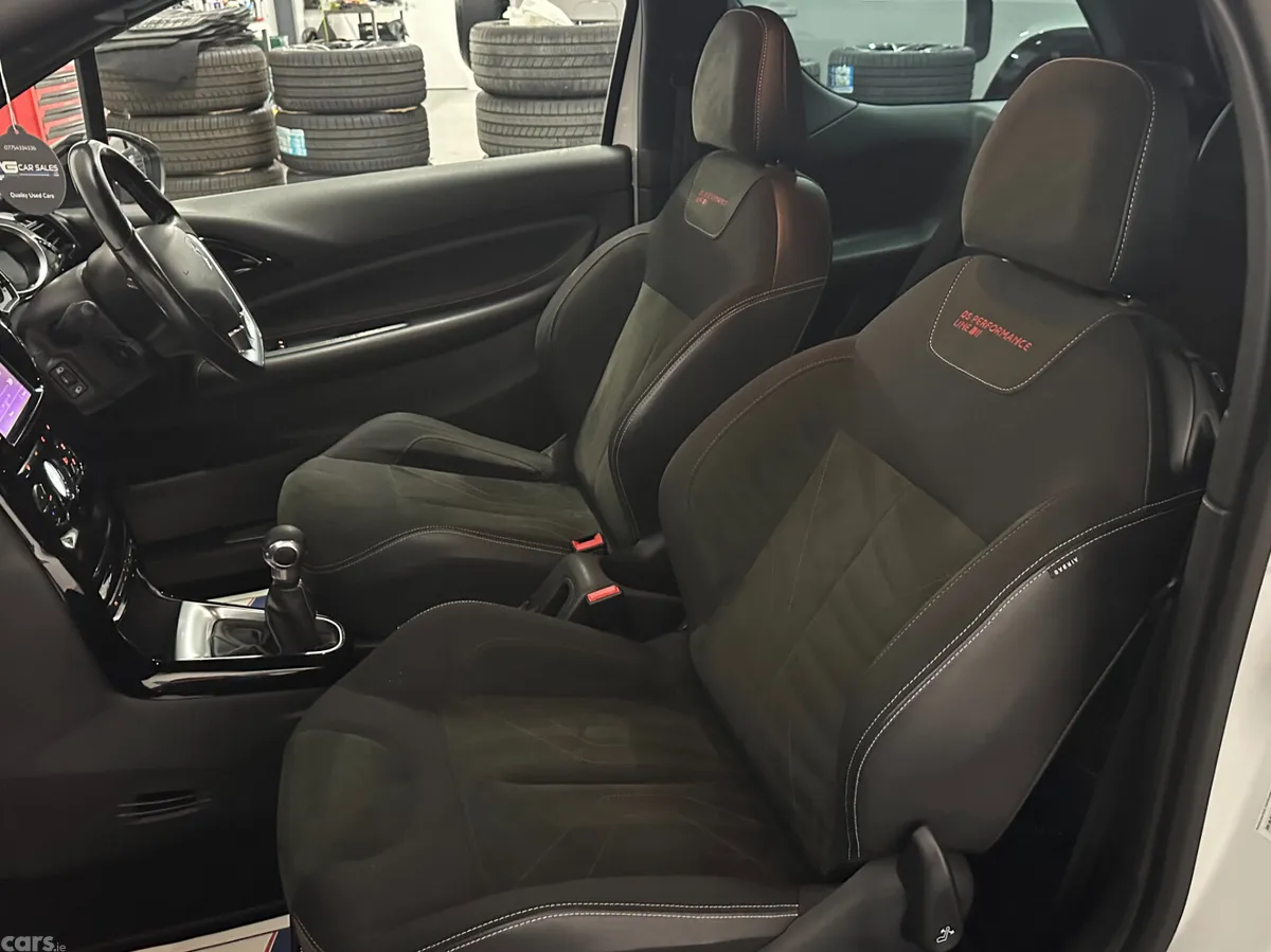 DS Automobiles DS 3 Hatchback, Petrol, 2017, White