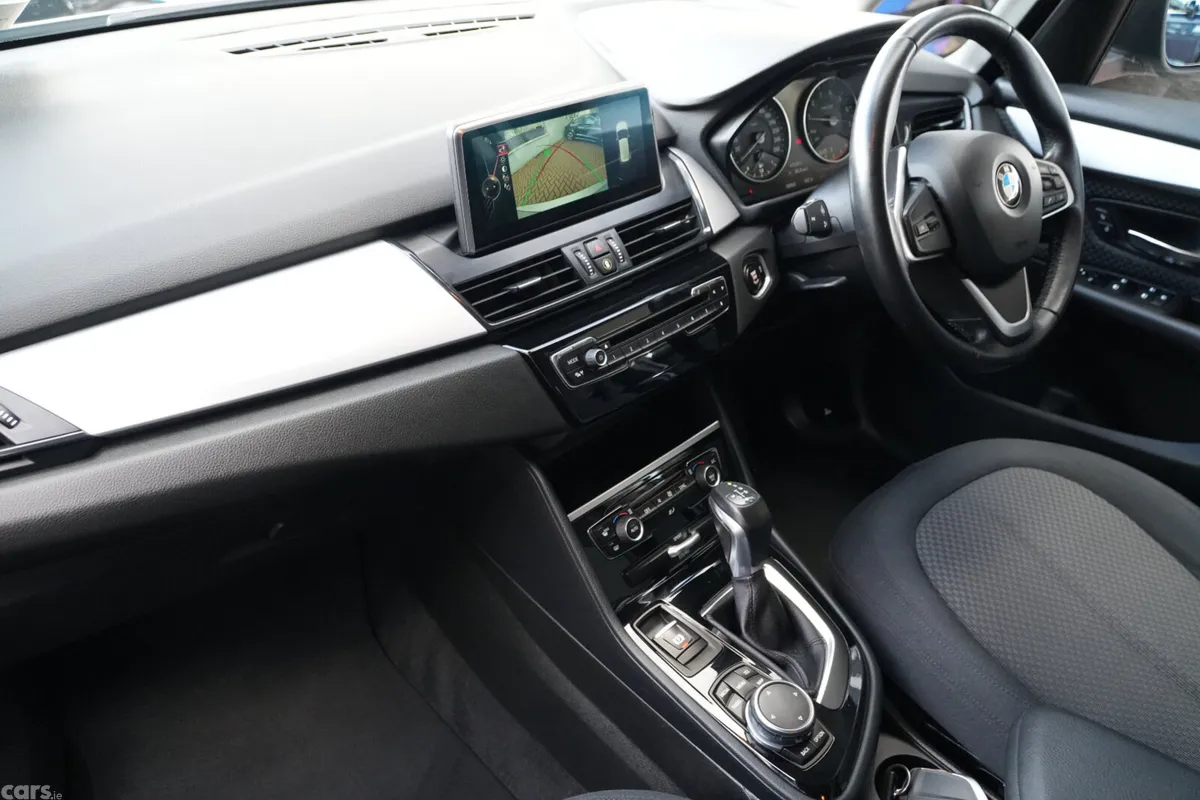 BMW 2-Series Hatchback, Petrol, 2016, Silver