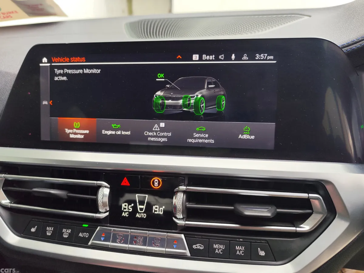 BMW 3-Series Saloon, Diesel, 2019, White