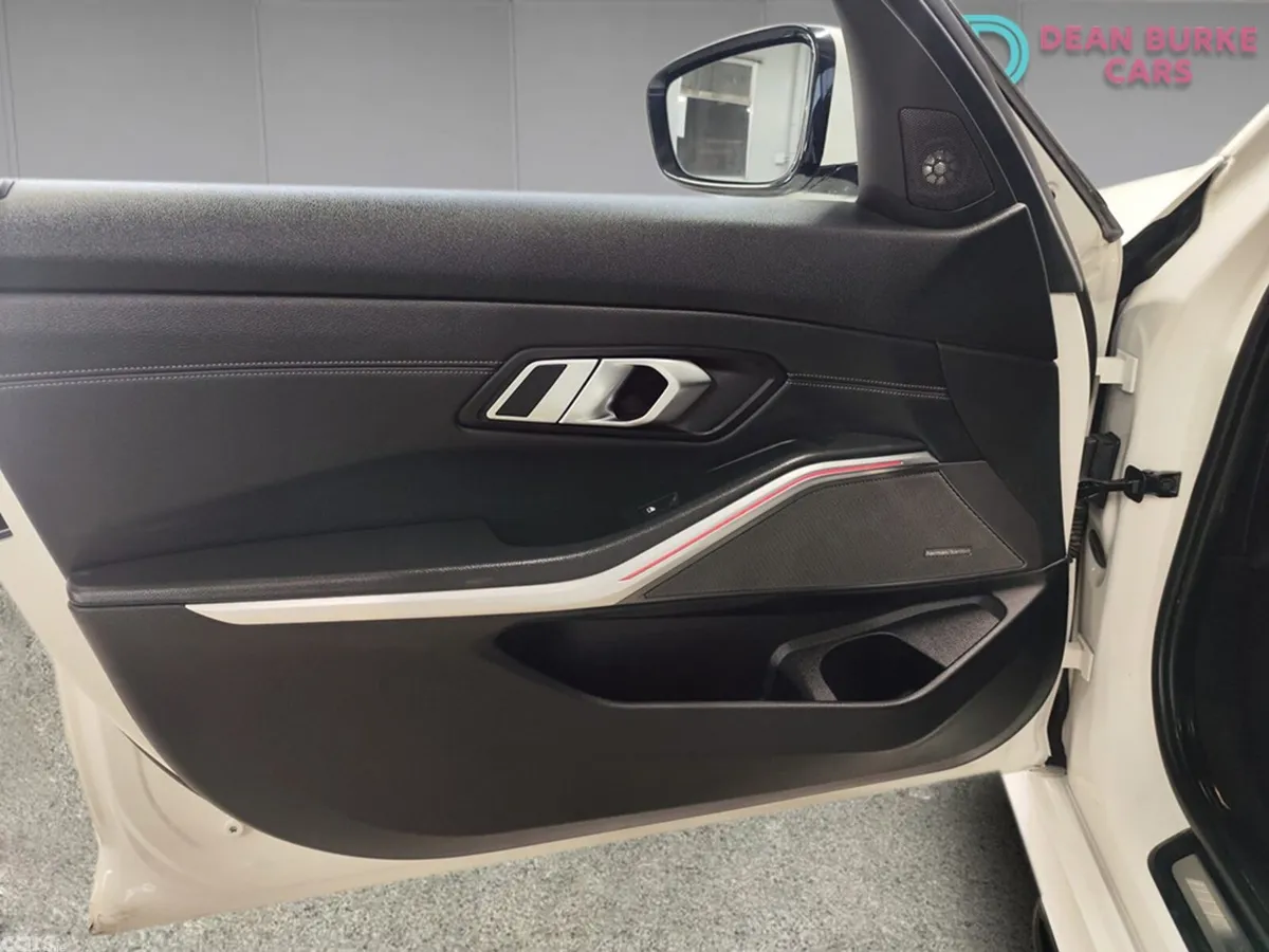 BMW 3-Series Saloon, Diesel, 2019, White