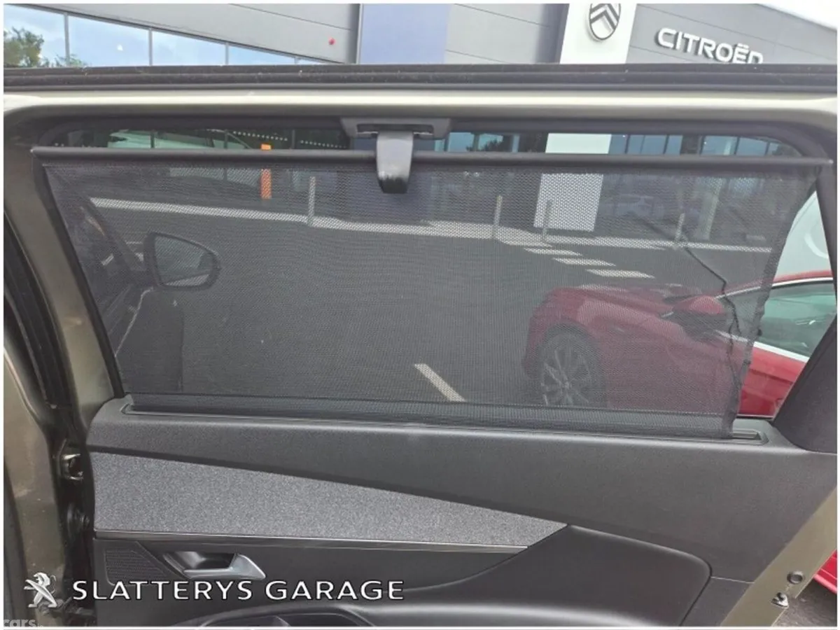 Peugeot 5008 SUV, Diesel, 2017, Grey