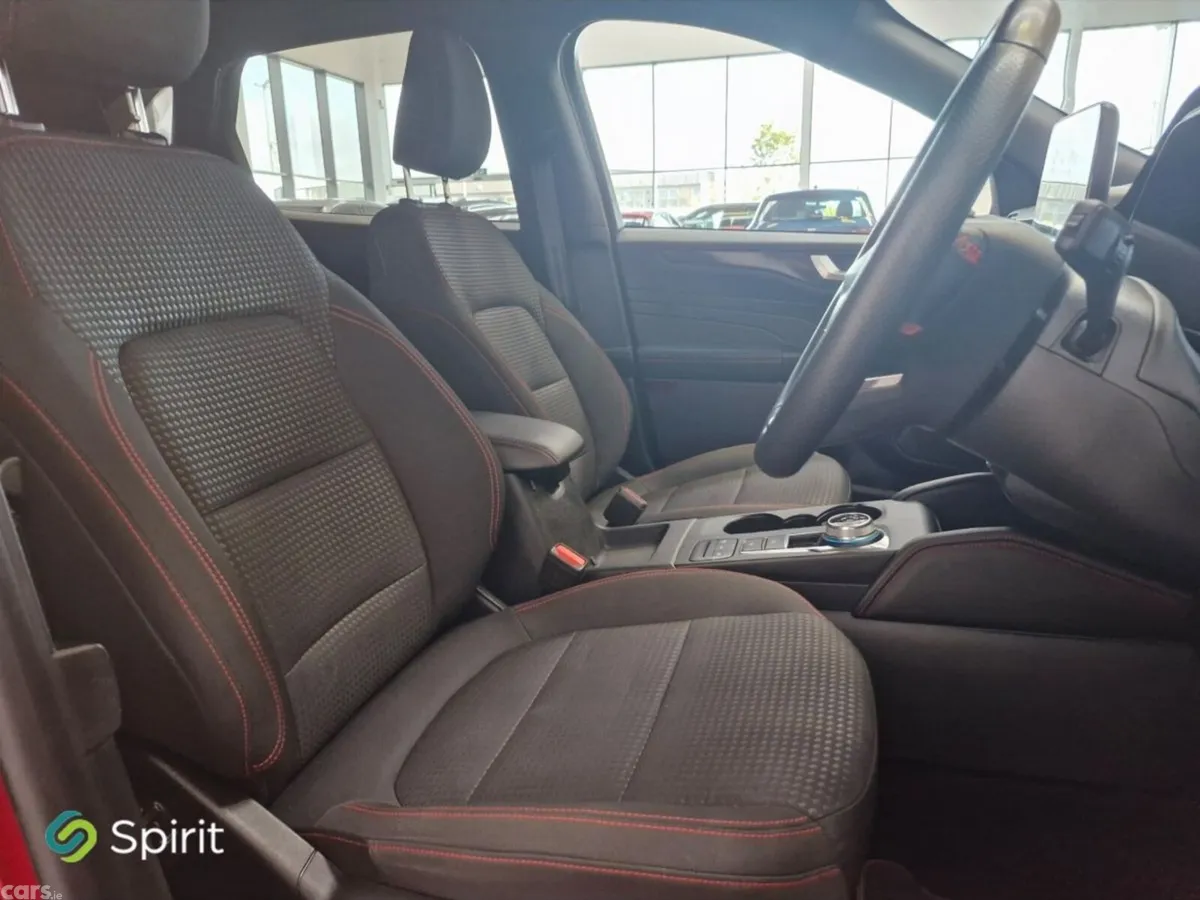 Ford Kuga SUV, Petrol Hybrid, 2022, Red