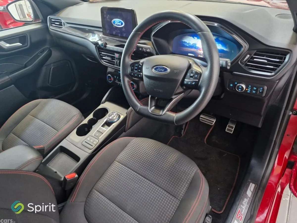Ford Kuga SUV, Petrol Hybrid, 2022, Red