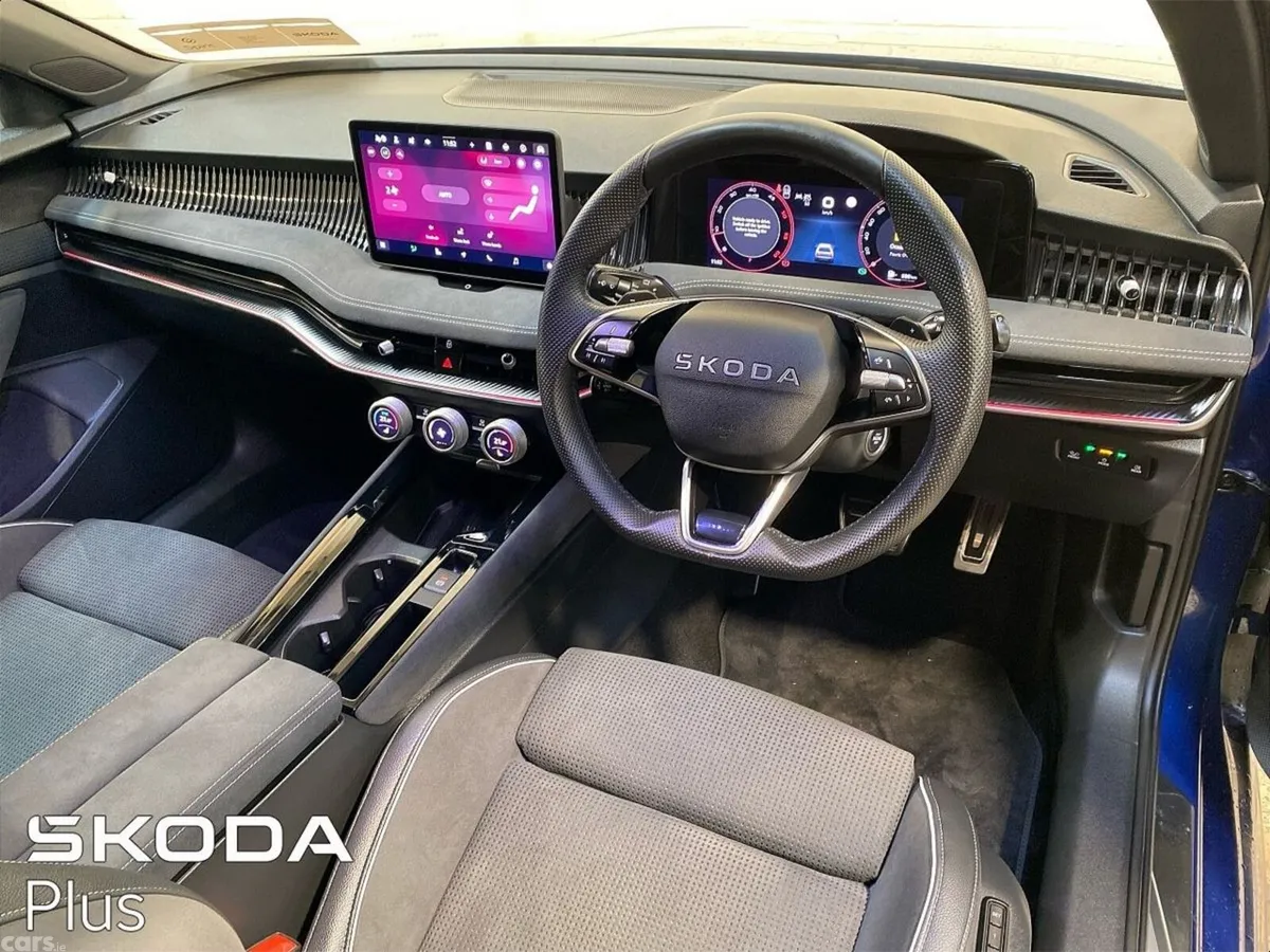 Skoda Superb Saloon, Diesel, 2026, Blue