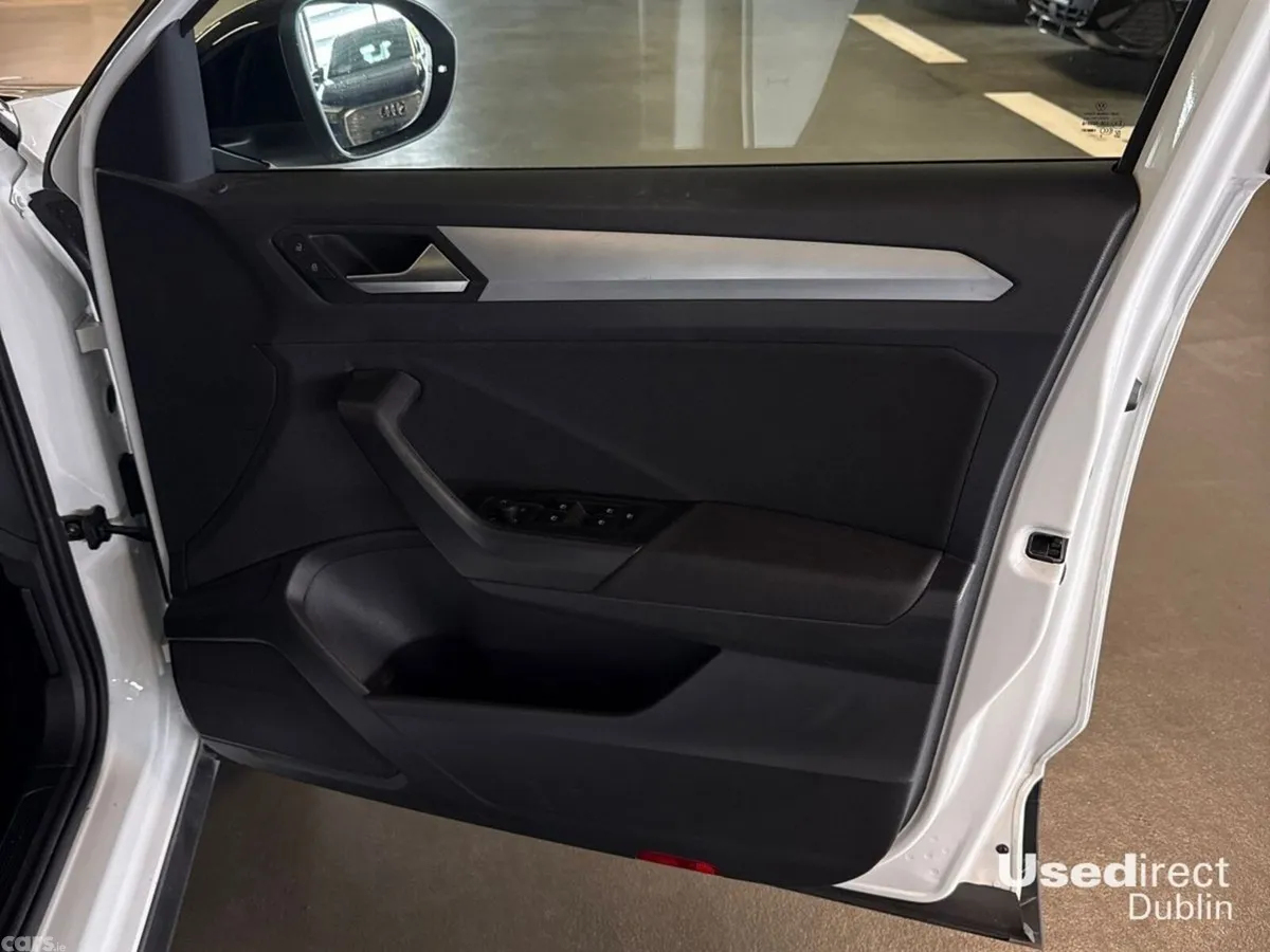 Volkswagen T-Roc SUV, Petrol, 2022, White