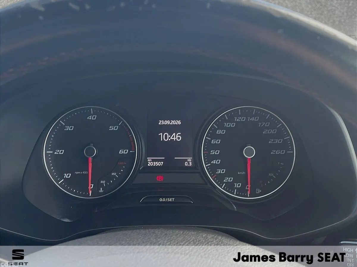 SEAT Leon Estate, Diesel, 2019, Grey