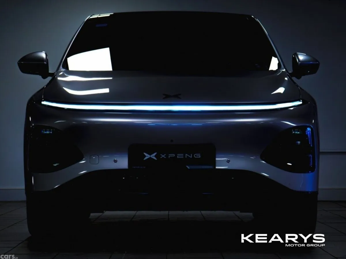 XPeng G6 Hatchback, Electric, 2026, Grey