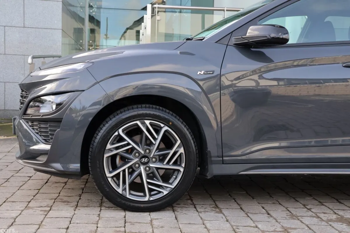 Hyundai KONA MPV, Petrol, 2023, Grey