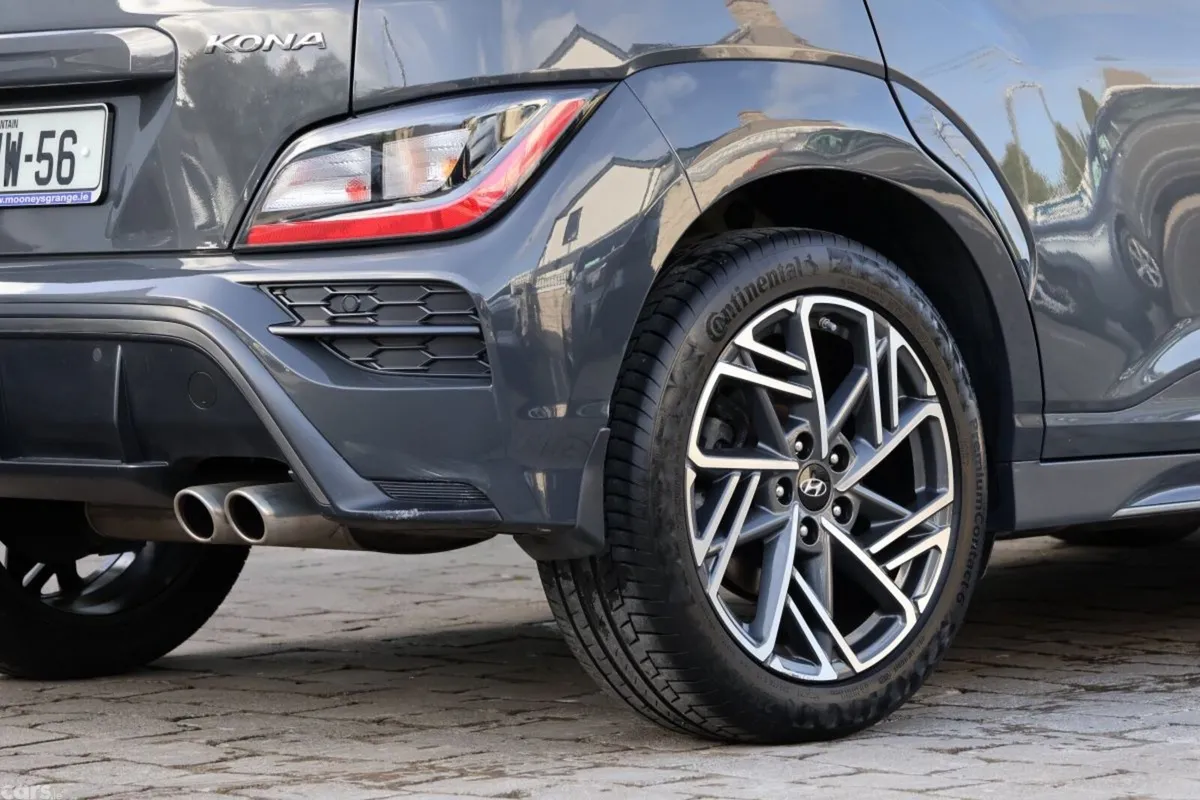 Hyundai KONA MPV, Petrol, 2023, Grey
