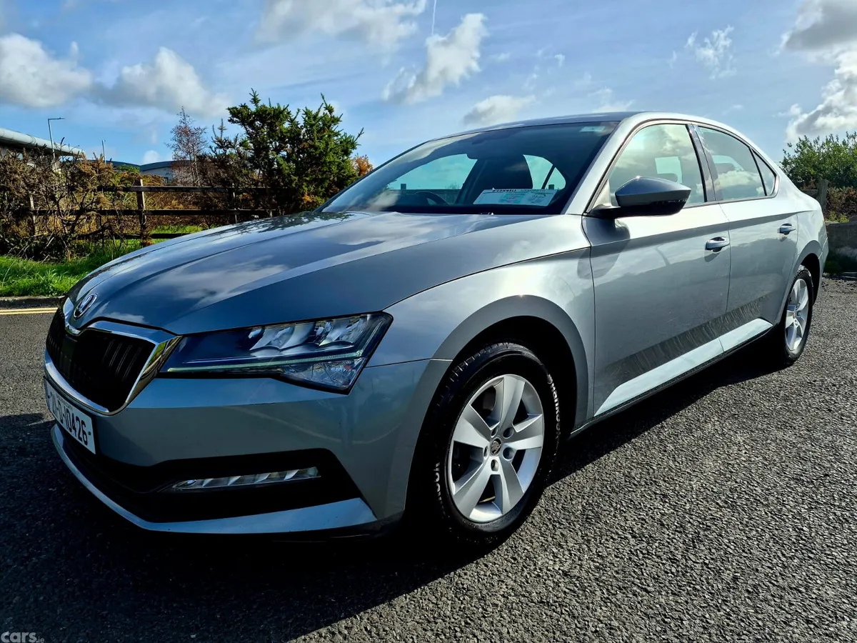 Skoda Superb Saloon, Diesel, 2021, Grey