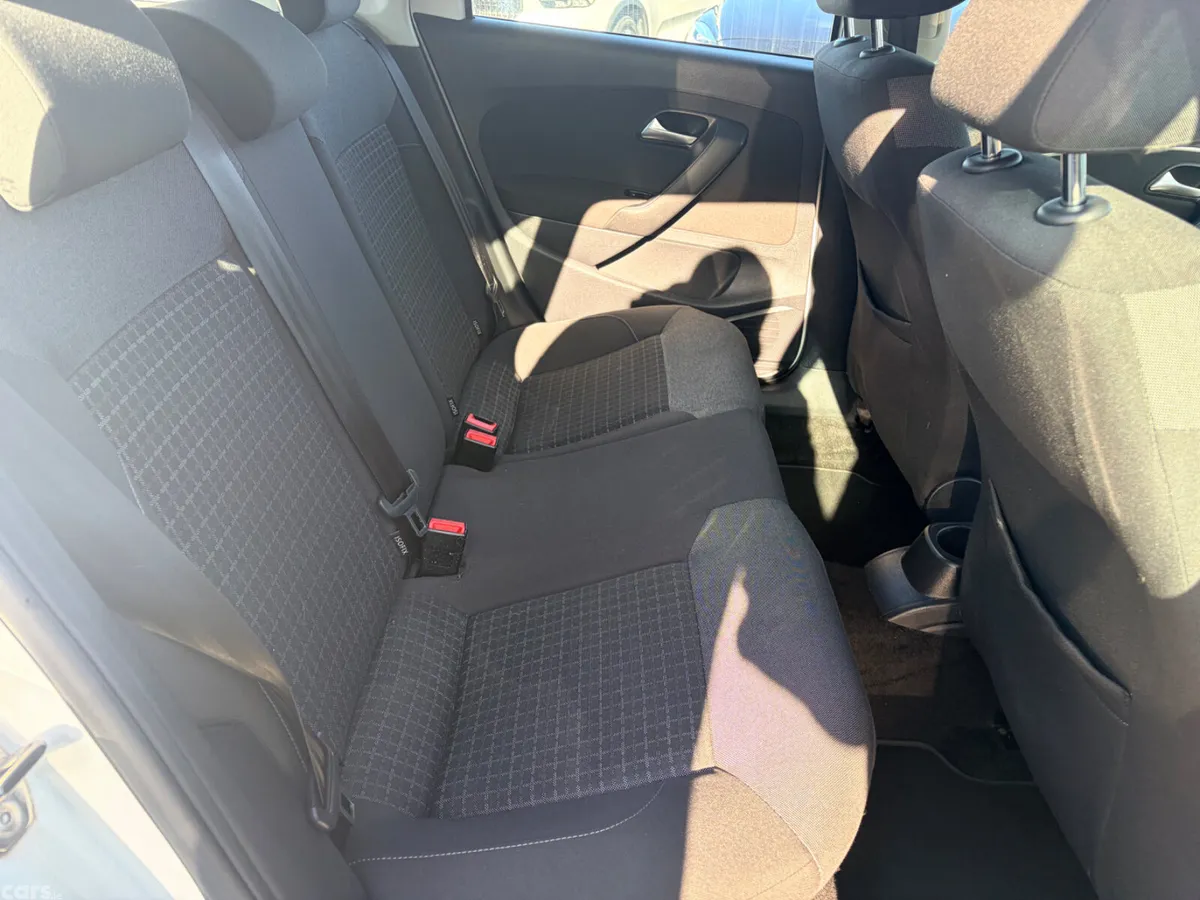 Volkswagen Polo Hatchback, Petrol, 2017, White