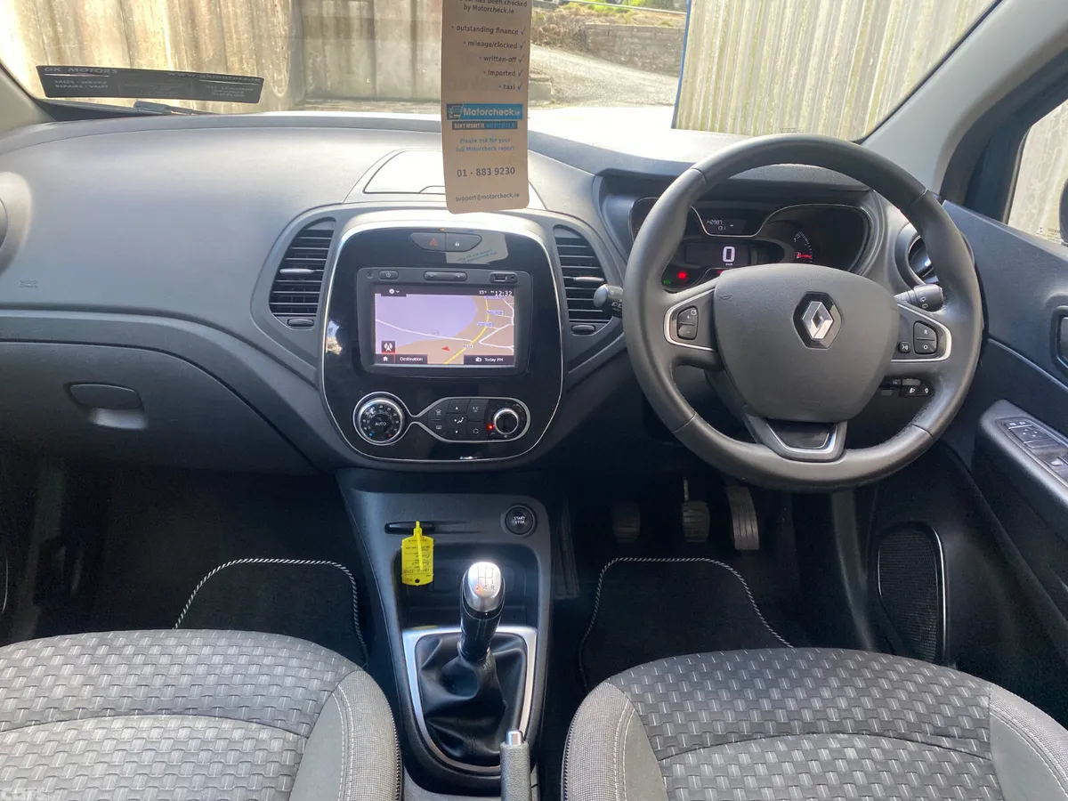 Renault Captur Hatchback, Petrol, 2018, Blue