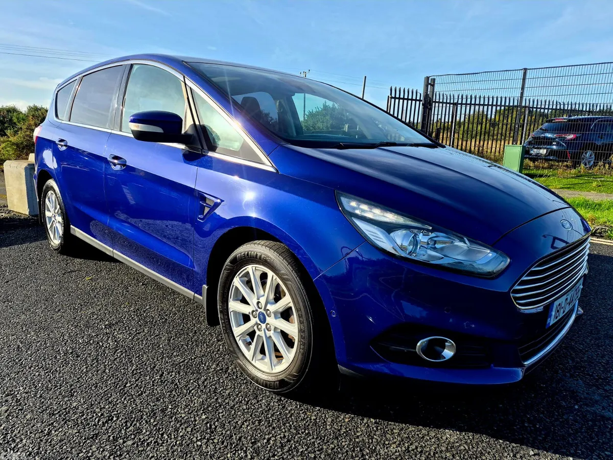Ford S-Max MPV, Petrol, 2018, Blue