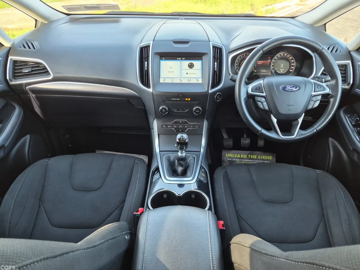 Ford S-Max MPV, Petrol, 2018, Blue