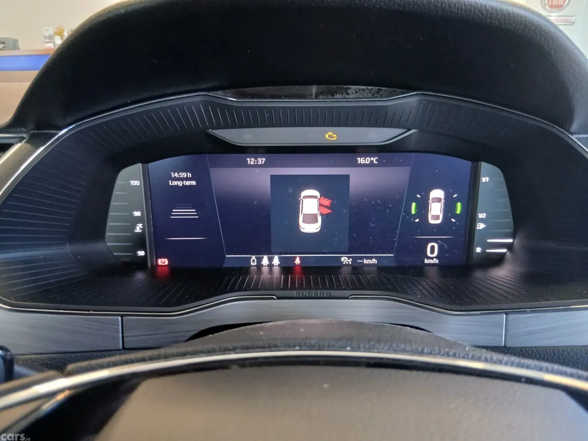 Skoda Superb Saloon, Diesel, 2022, Blue