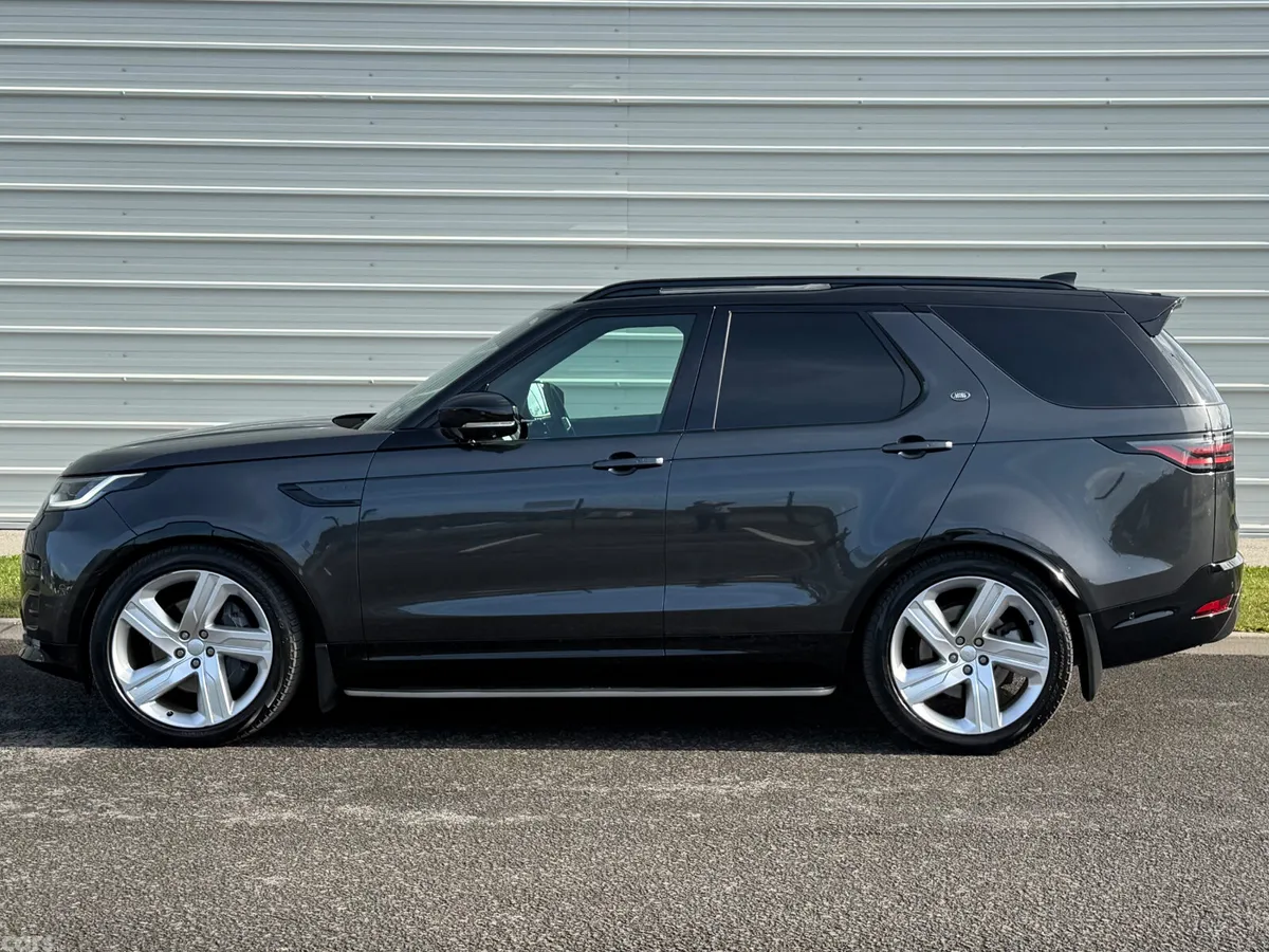 Land Rover Discovery SUV, Diesel, 2025, Grey