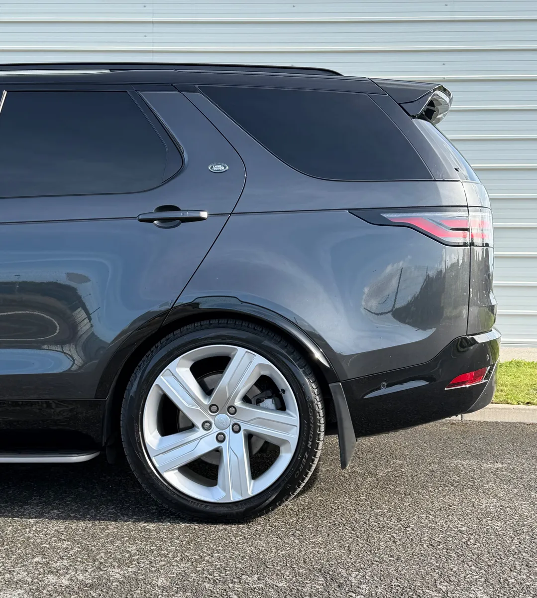 Land Rover Discovery SUV, Diesel, 2025, Grey
