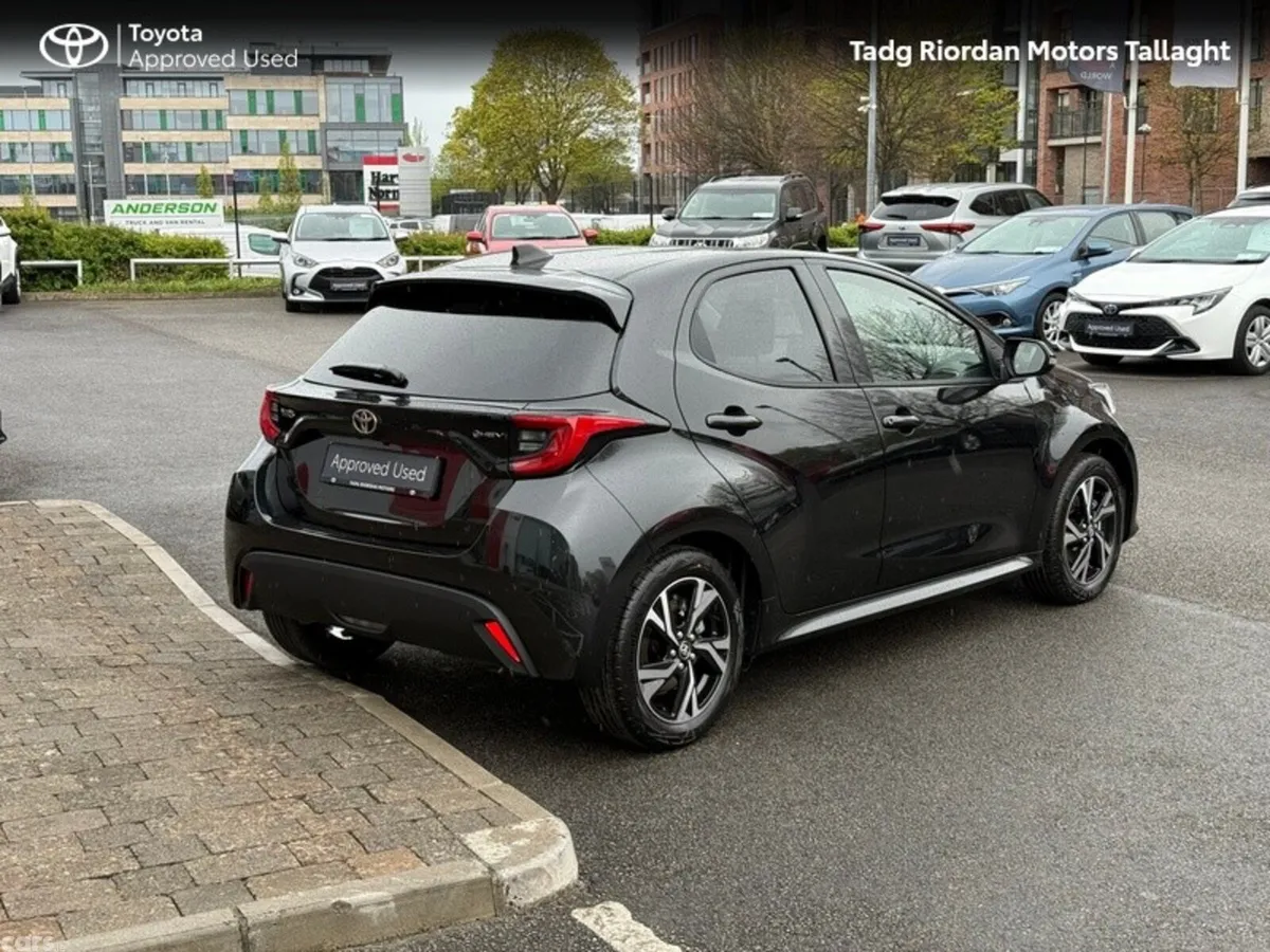 Toyota Yaris Hatchback, Petrol Hybrid, 2026, Black