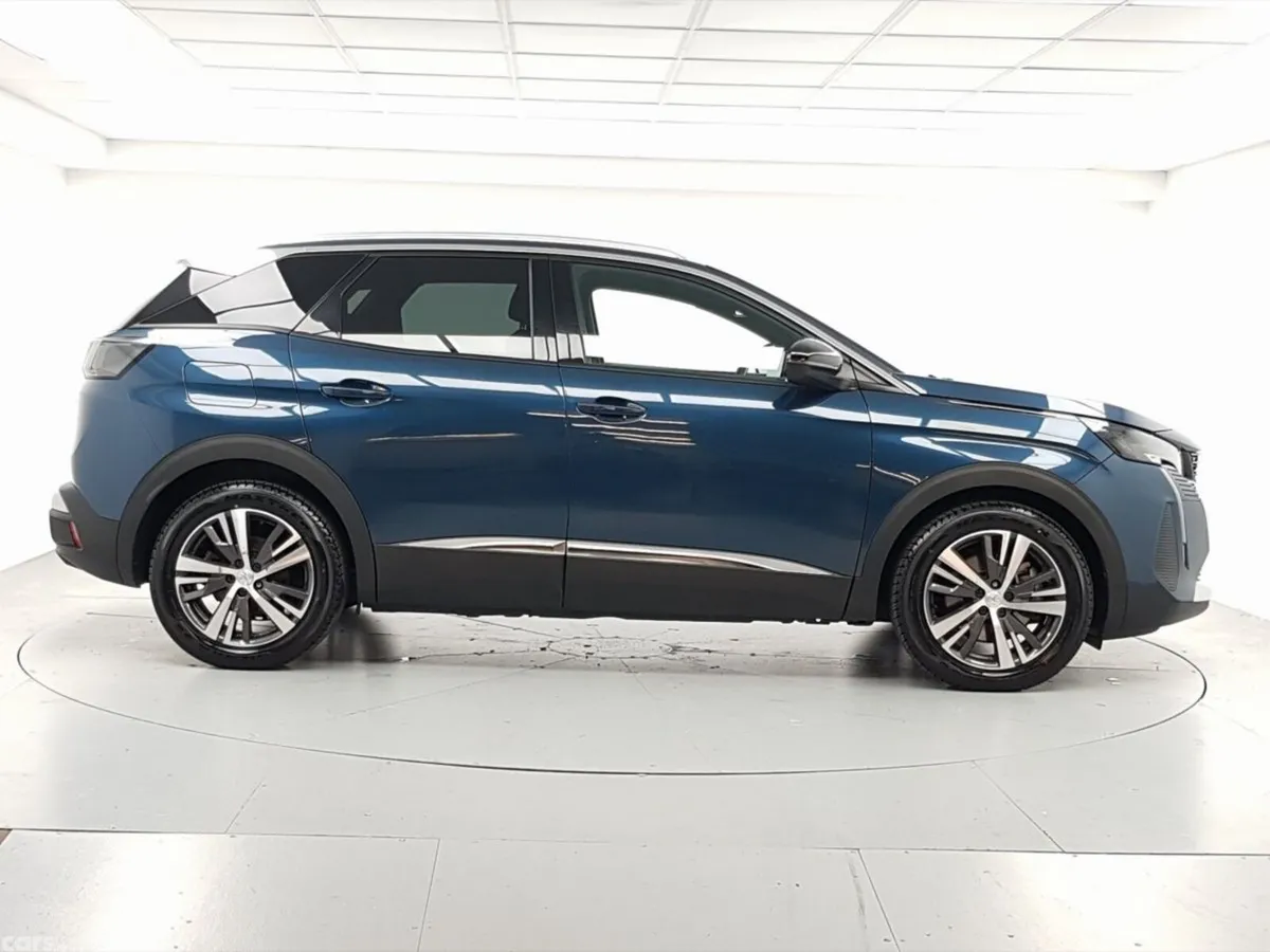 Peugeot 3008 SUV, Petrol Plug-in Hybrid, 2024, Blue