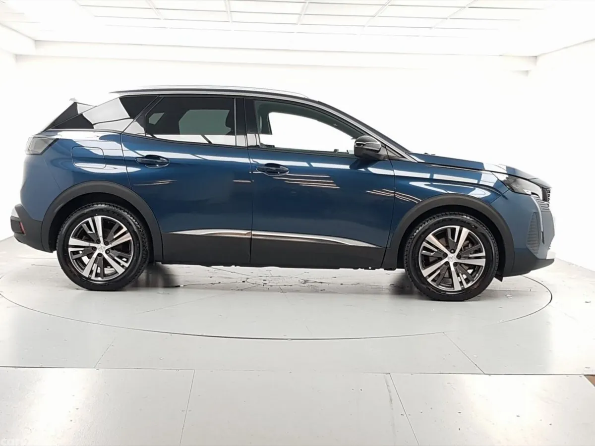 Peugeot 3008 SUV, Petrol Plug-in Hybrid, 2024, Blue