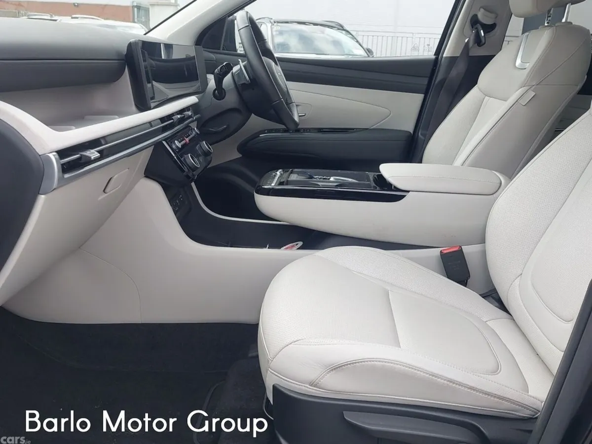 Hyundai Tucson SUV, Petrol Plug-in Hybrid, 2025, Black