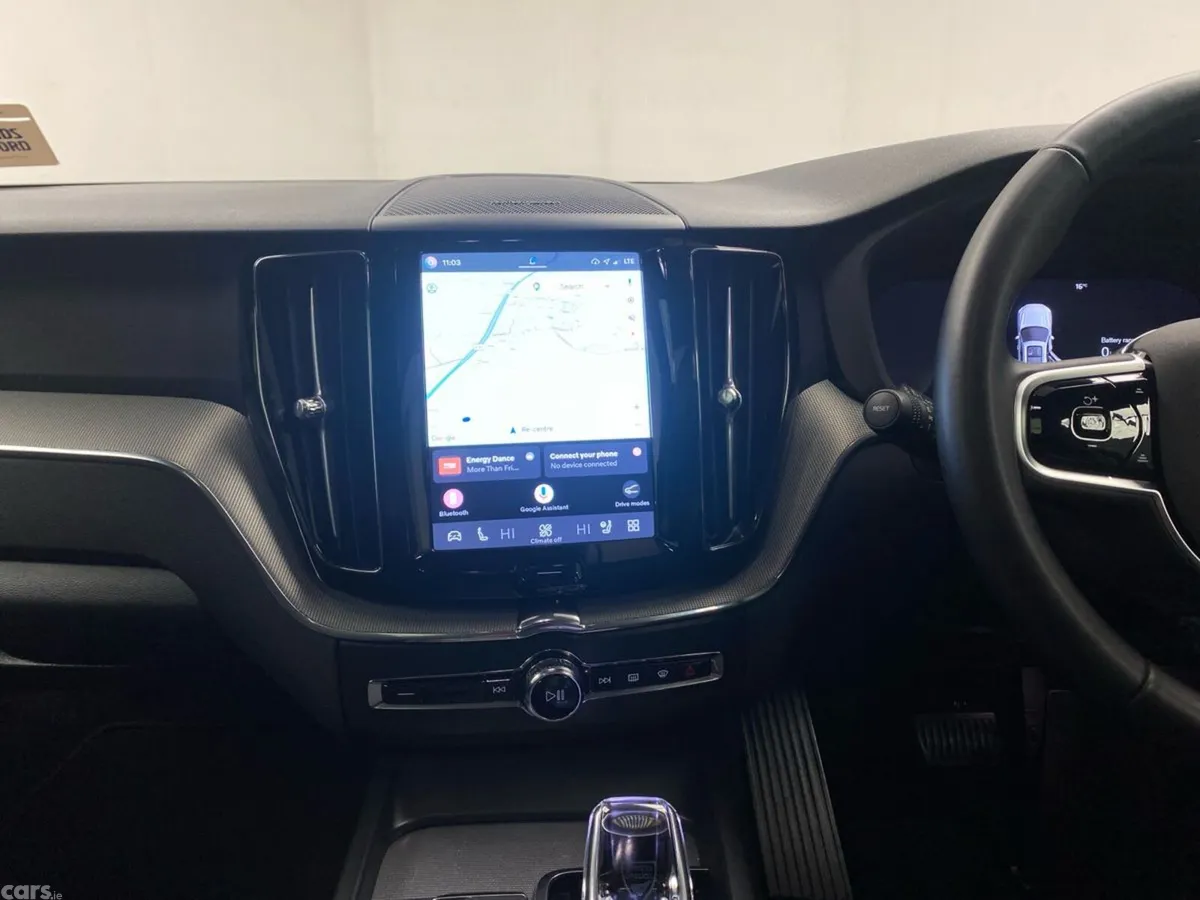 Volvo XC60 SUV, Petrol Plug-in Hybrid, 2025, Grey