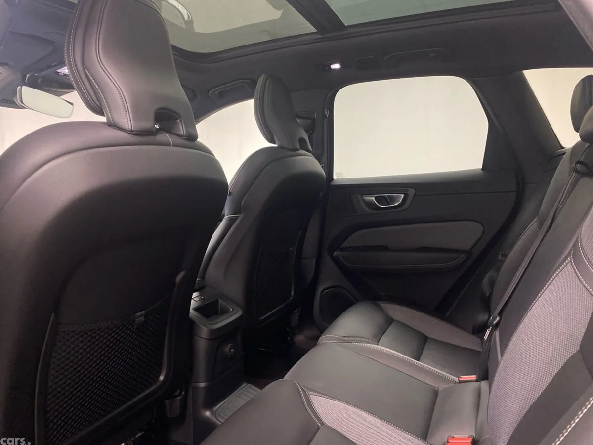 Volvo XC60 SUV, Petrol Plug-in Hybrid, 2025, Grey