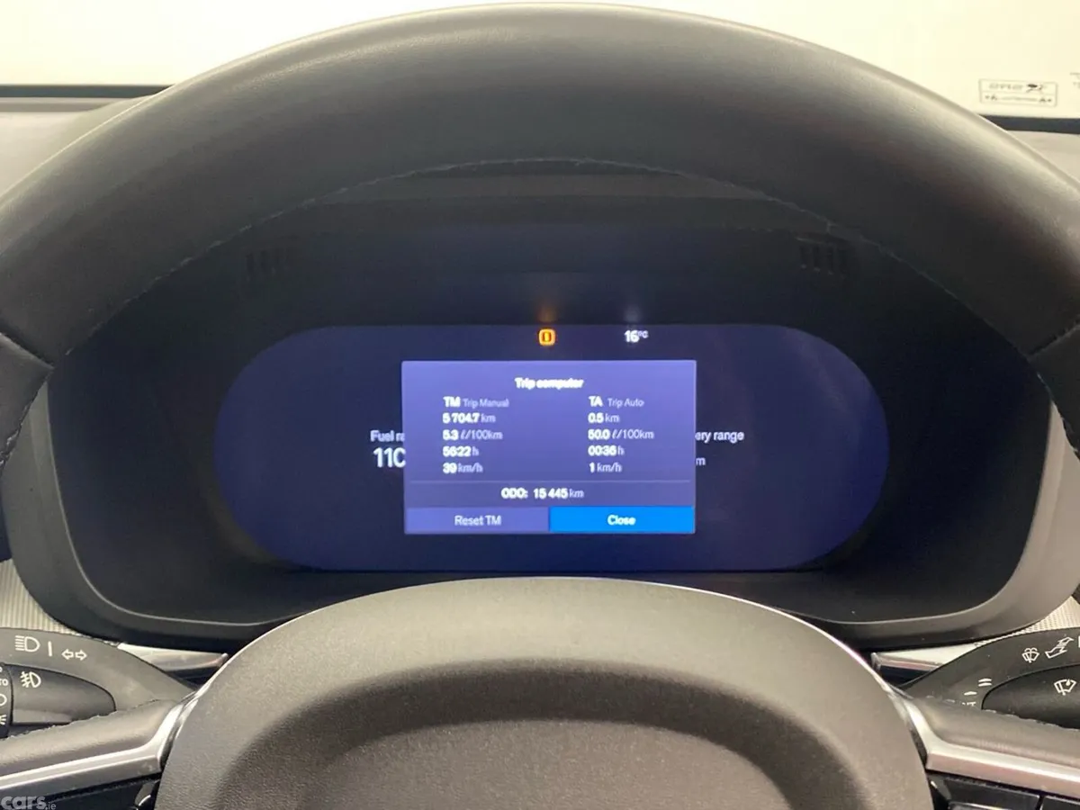 Volvo XC60 SUV, Petrol Plug-in Hybrid, 2025, Grey