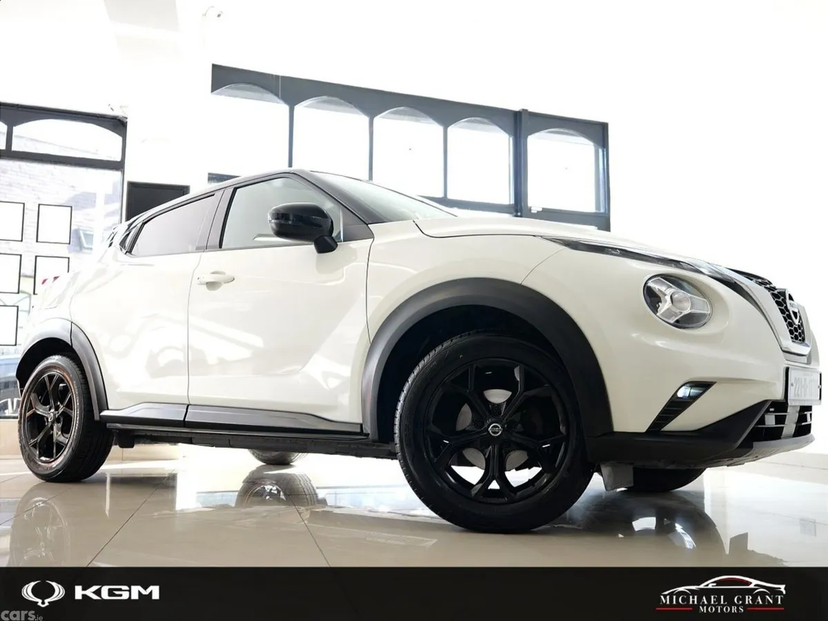 Nissan Juke SUV, Petrol, 2022, White