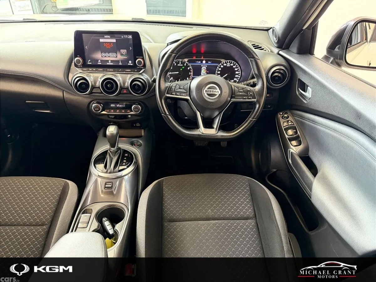 Nissan Juke SUV, Petrol, 2022, White