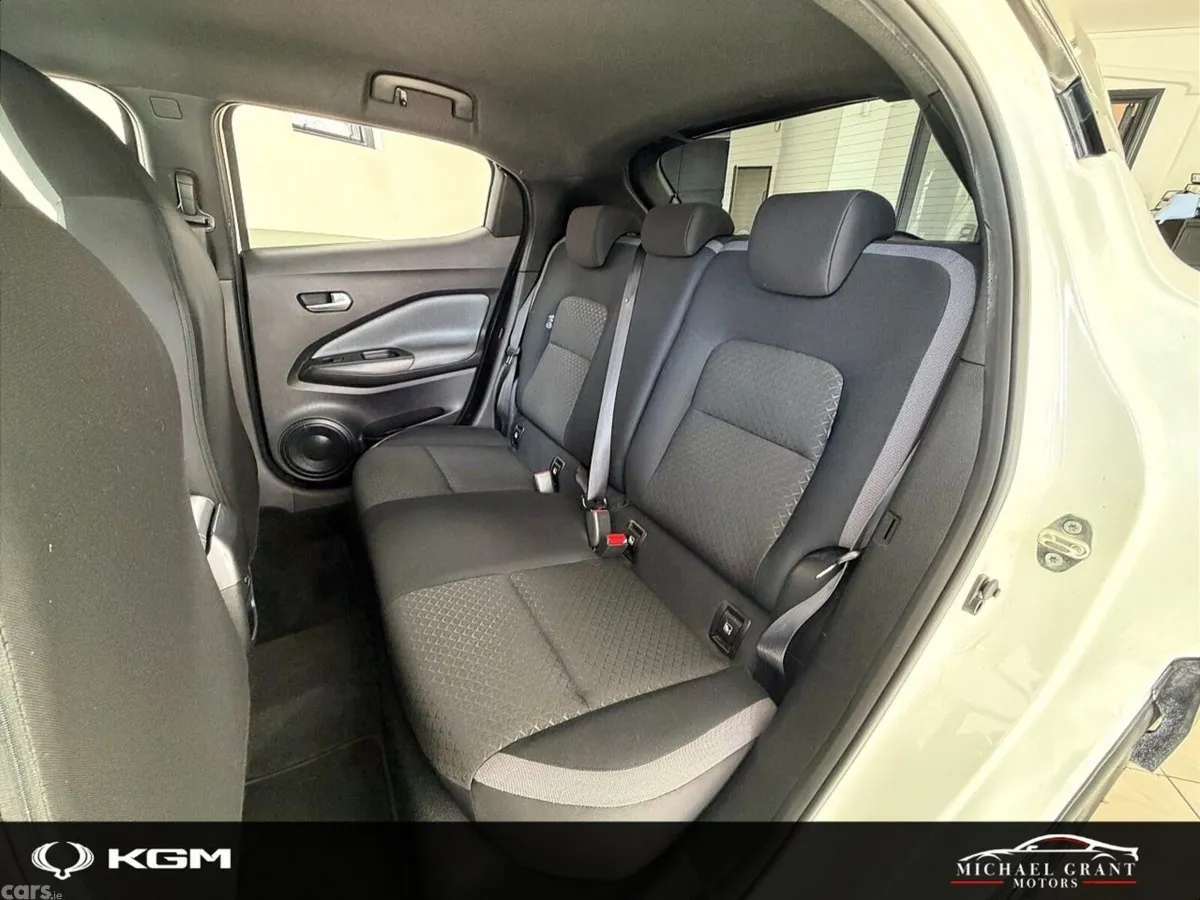 Nissan Juke SUV, Petrol, 2022, White