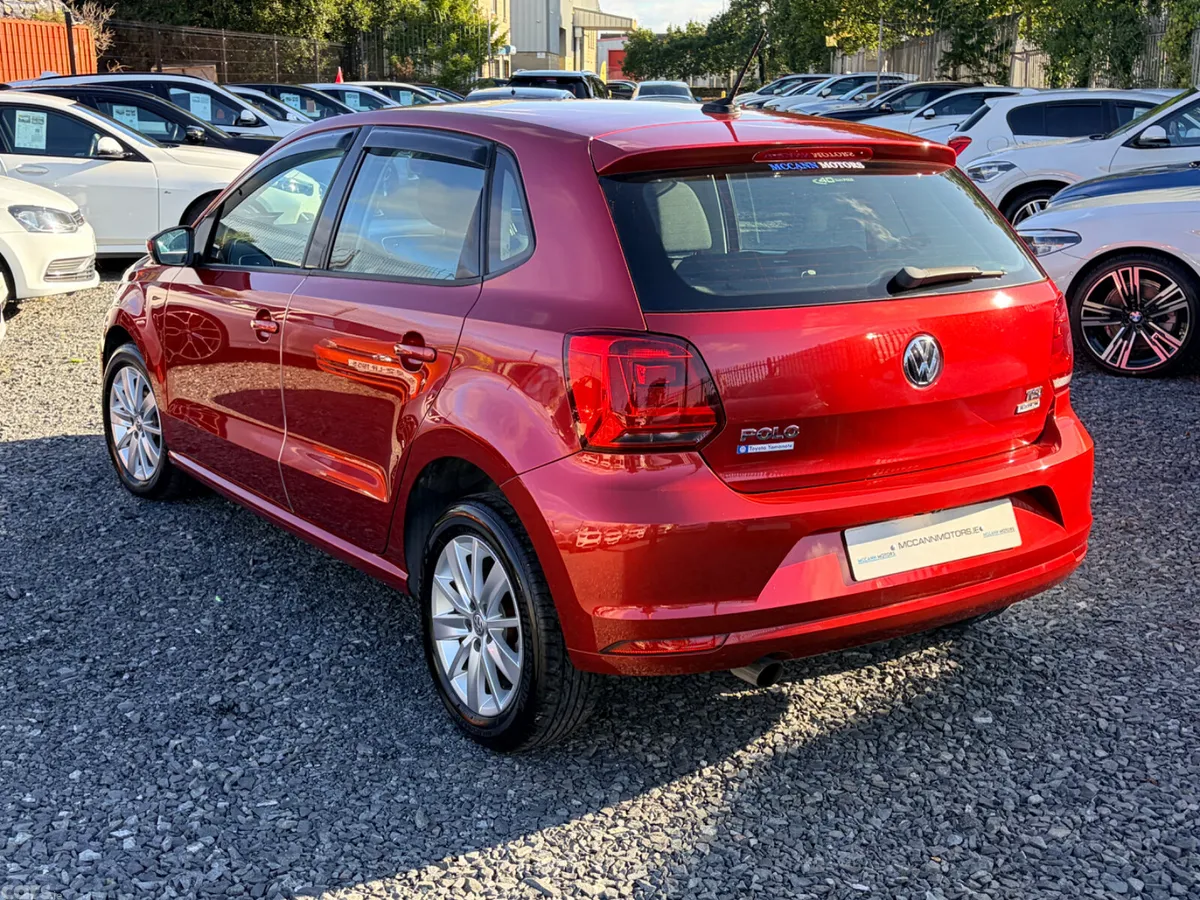 Volkswagen Polo Hatchback, Petrol, 2016, Red