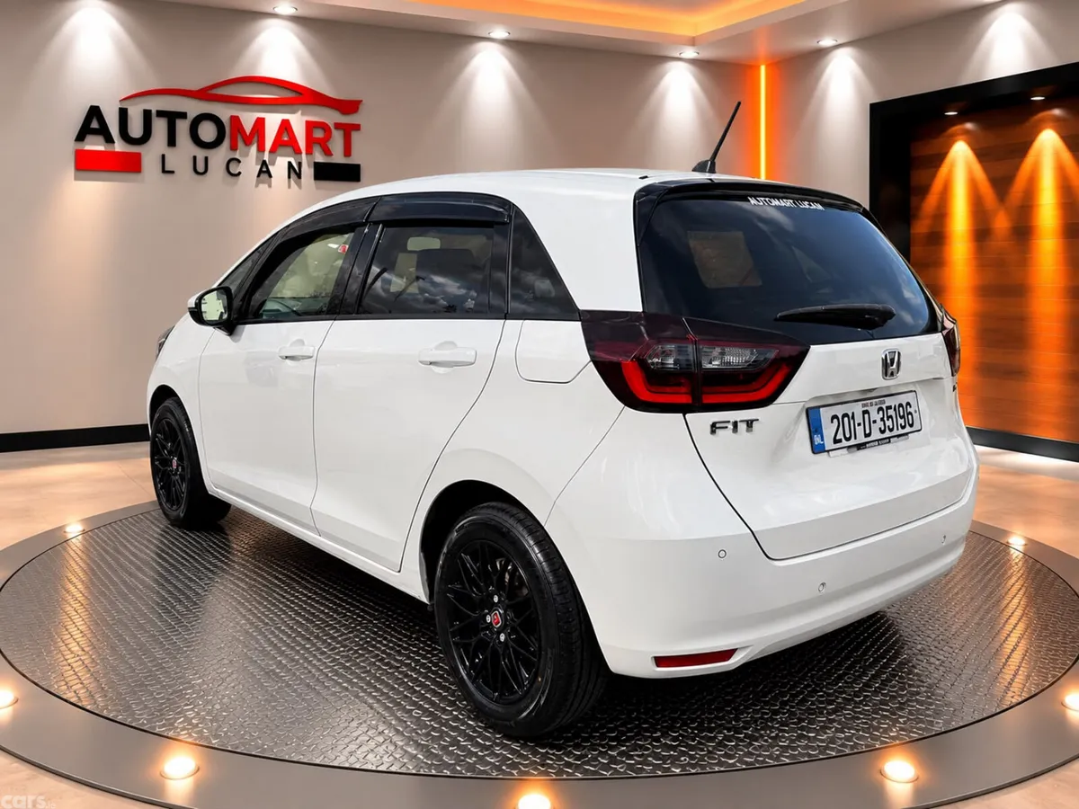 Honda Fit Hatchback, Petrol Hybrid, 2020, White