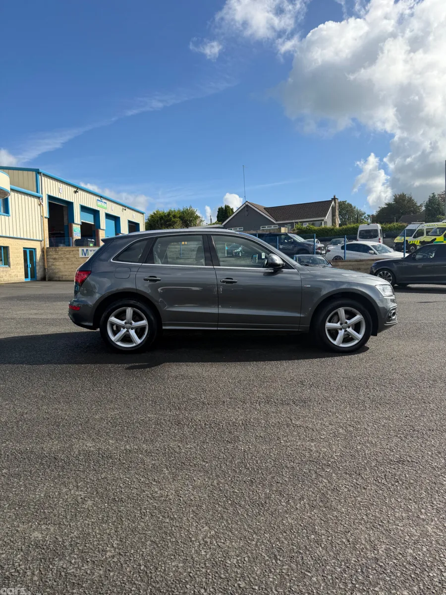 Audi Q5 SUV, Diesel, 2015, Grey