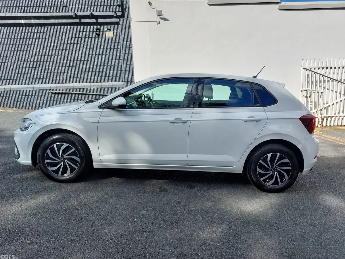 Volkswagen Polo Hatchback, Petrol, 2023, White