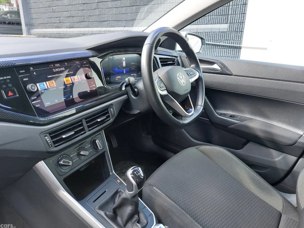 Volkswagen Polo Hatchback, Petrol, 2023, White