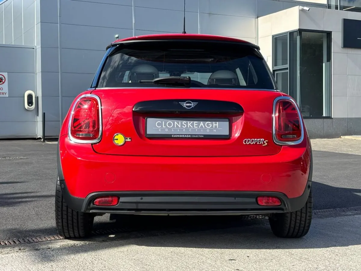 Mini Cooper Hatchback, Electric, 2022, Red