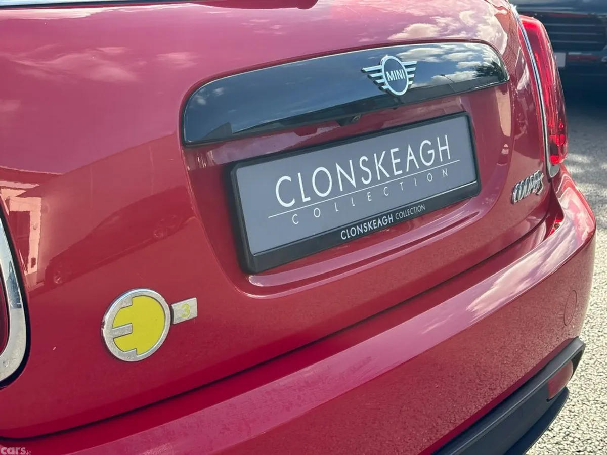 Mini Cooper Hatchback, Electric, 2022, Red