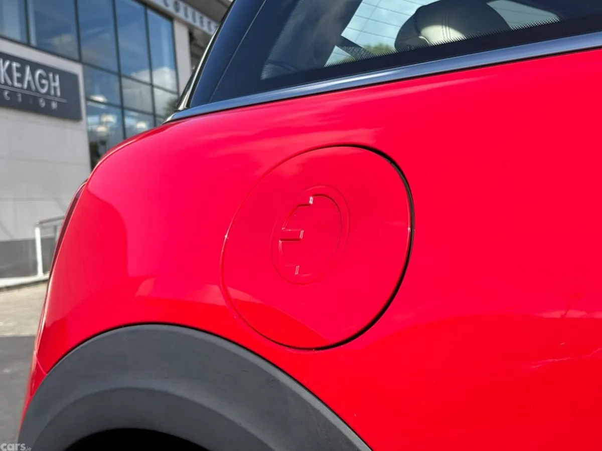 Mini Cooper Hatchback, Electric, 2022, Red
