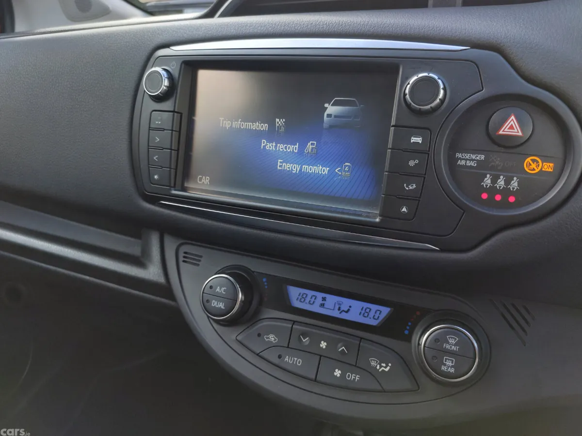 Toyota Yaris Hatchback, Petrol Hybrid, 2016, Red