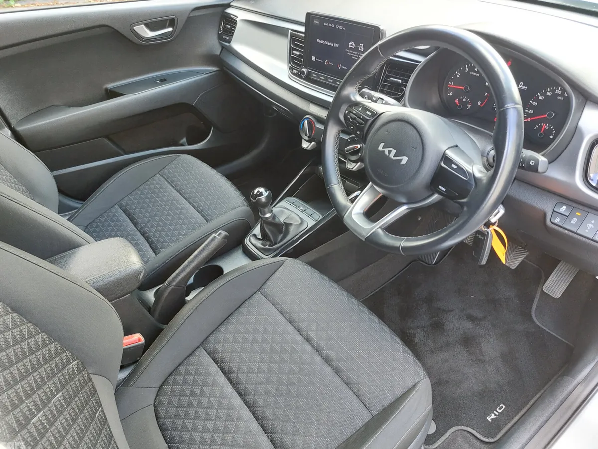 Kia Rio Hatchback, Petrol, 2023, Grey