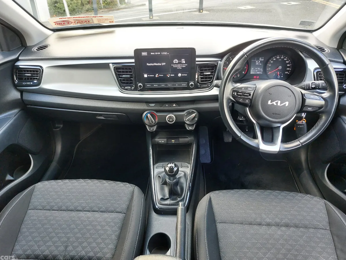 Kia Rio Hatchback, Petrol, 2023, Grey