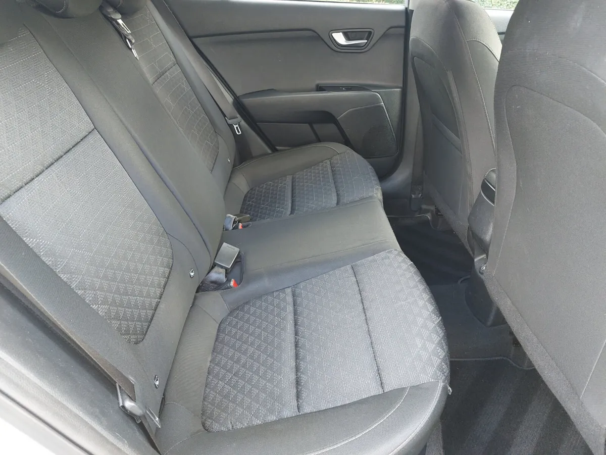 Kia Rio Hatchback, Petrol, 2023, Grey