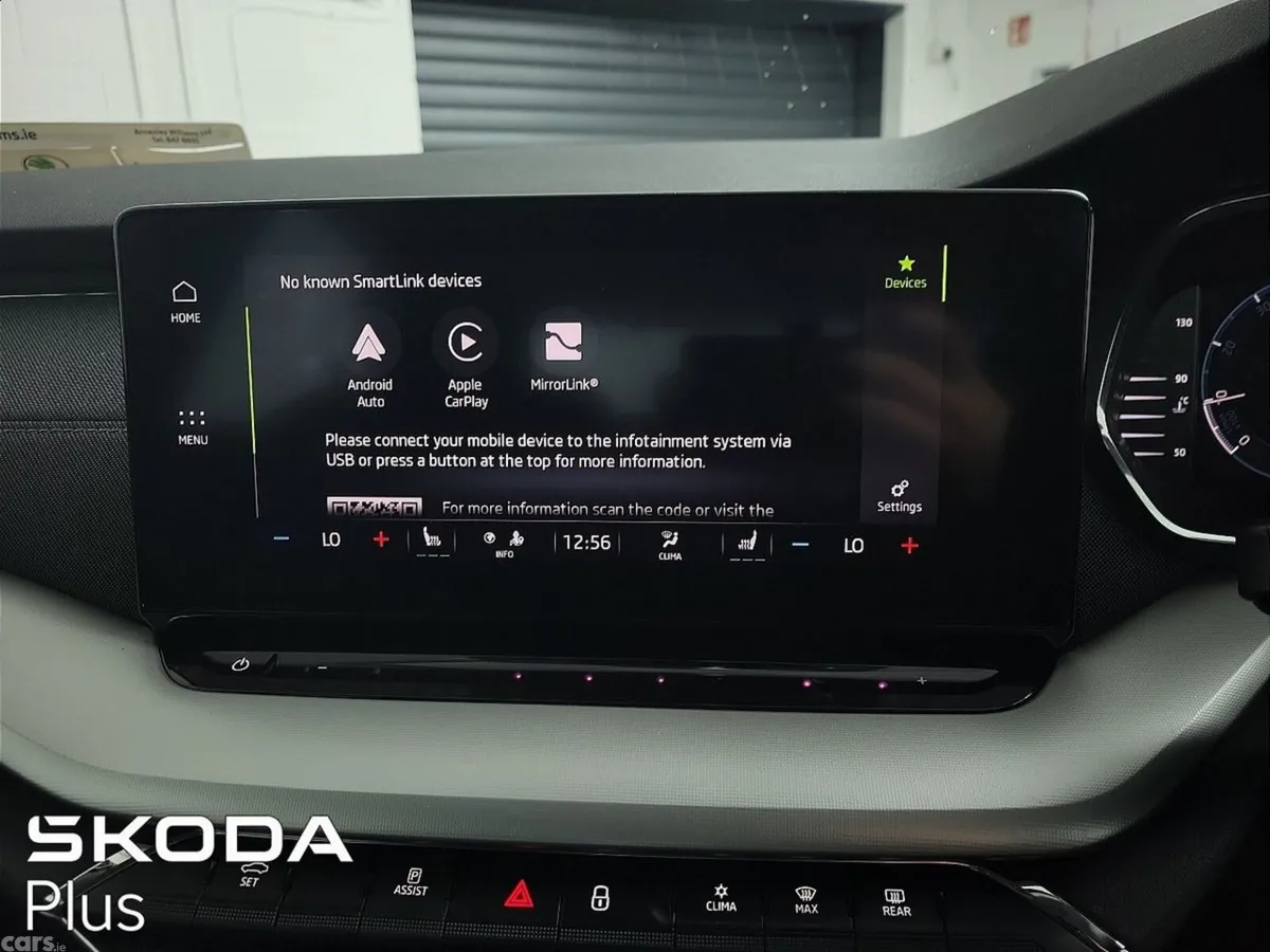 Skoda Octavia Saloon, Petrol, 2023, Grey