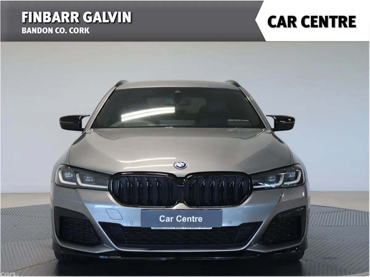 BMW 5-Series Estate, Petrol Plug-in Hybrid, 2023, Grey