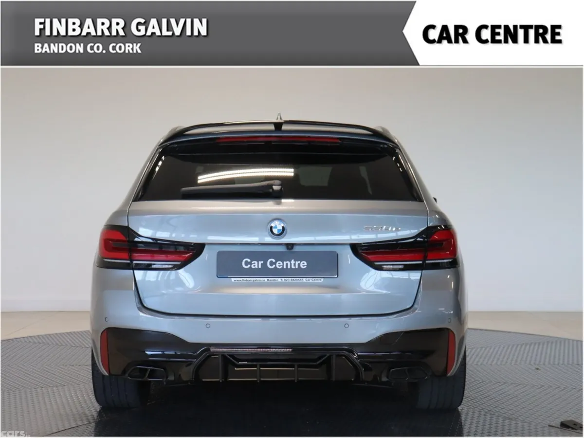 BMW 5-Series Estate, Petrol Plug-in Hybrid, 2023, Grey
