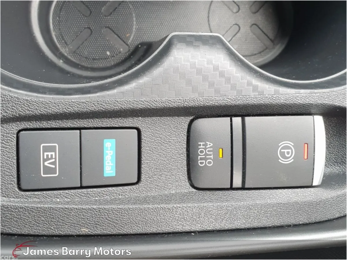Nissan Juke SUV, Petrol Hybrid, 2026, Grey