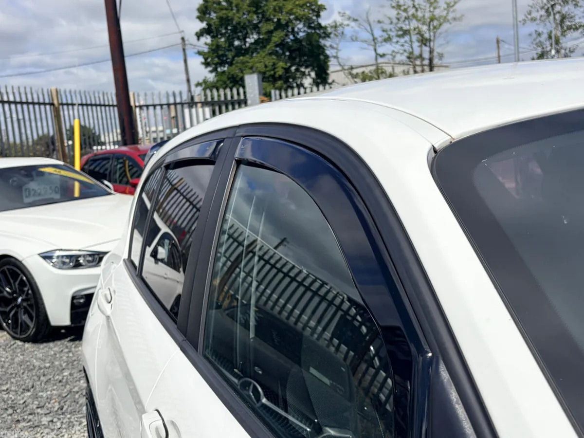 BMW 1-Series Hatchback, Diesel, 2017, White