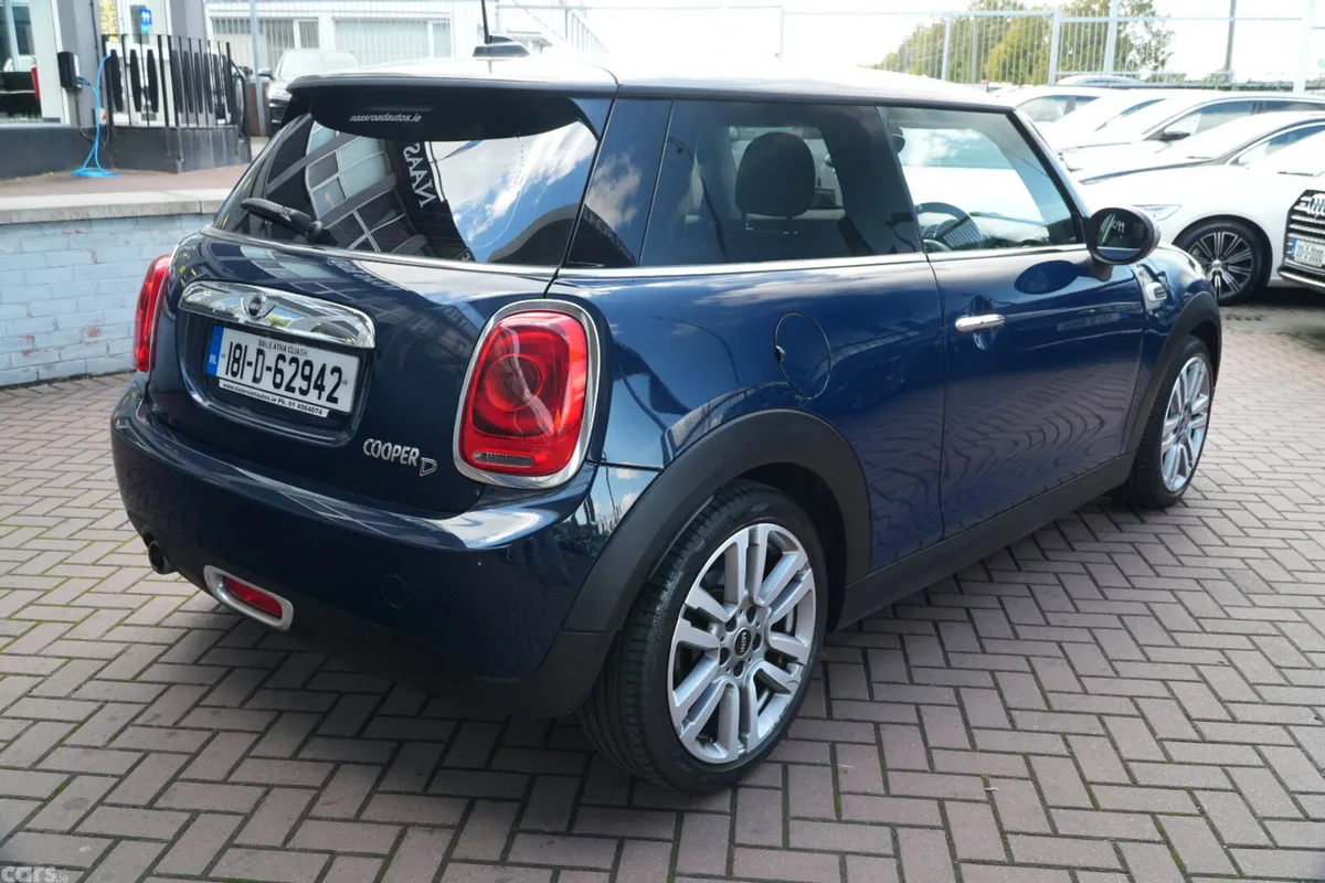 Mini Cooper Hatchback, Diesel, 2018, Blue